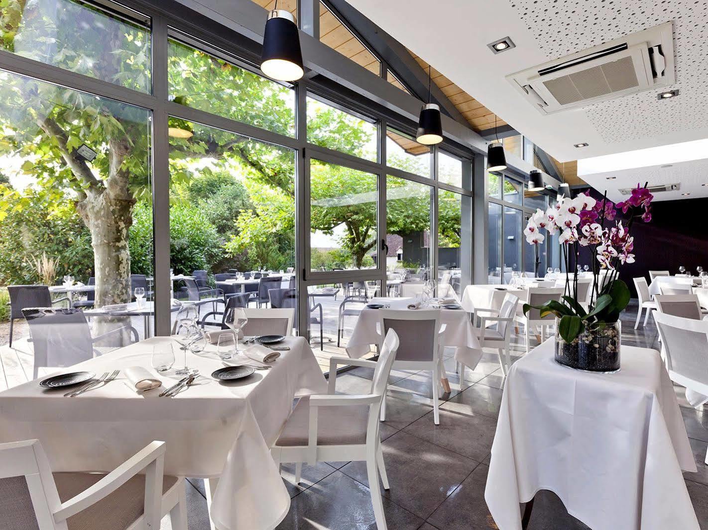 Hostellerie Saint Germain Luaran gambar